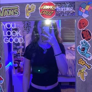 black cropped t-shirt